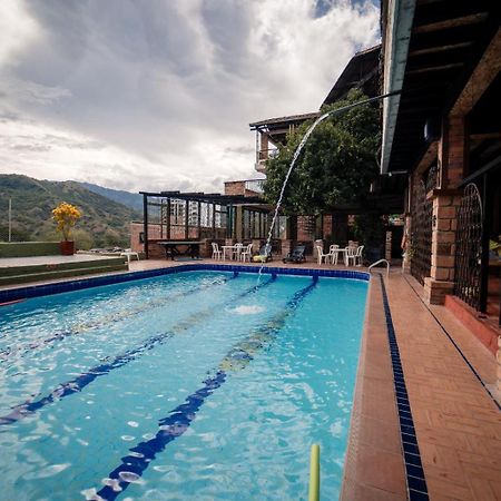 Hosteria De La Plaza Menor Santa Fe de Antioquia Ngoại thất bức ảnh